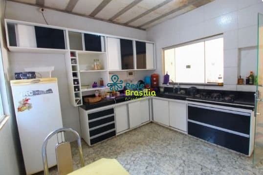 Imagem da propriedade CO8240 13
