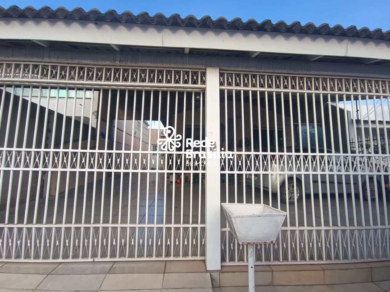Imagem da propriedade UB1508 8